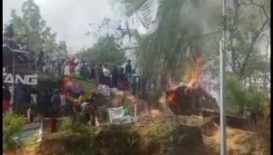 Tak Berizin, Wisata Bukit Bintang Resmi Ditutup