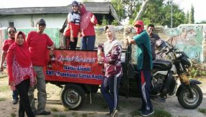 Gelar Aksi Sosial, Solidaritas Ikatan Alumni SMPN 2 Pamekasan.