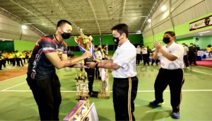 Kapolda Jatim Menutup Acara Kegiatan Lomba Olahraga