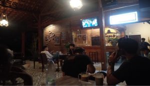 Nobar laga Penentuan Timnas Indonesia vs Singapura Di Cafe Sagah Genteng