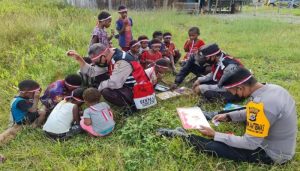 Program SI-IPAR: Tanamkan Rasa Cinta Tanah Air Sejak Dini untuk Anak Pegunungan Bintang