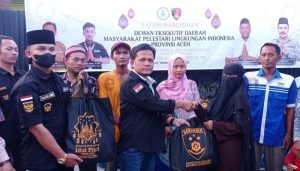 Yayasan Mapel Aceh Salurkan Paket Sembako Untuk Anak Yatim