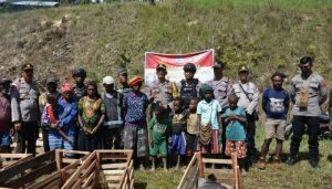 Tekan Angka Kriminalitas, Wakasatgas Binmas Noken Operasi Damai Cartenz Temui Toga Tomas Dan Todat di Sugapa