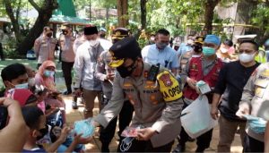 Kapolda Jatim Kunjungi KBS Pastikan Pengunjung Patuhi Prokes