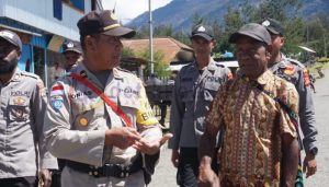 Menghapuskan Bentuk Tindakan Diskriminasi Masyarakat, Satgas Binmas Noken Tanamkan Rasa Persatuan dan Kesatuan