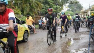 Gus Muhdlor Pastikan Jalan Rusak di Kawasan Buduran Diperbaiki Sebelum Akhir Mei