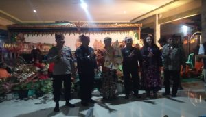 Pentas Seni Wayang Kulit Di Gelar Panitia Bersih Desa Sempu