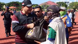 Polda Aceh Salurkan 10 Ribu Paket Bansos untuk Masyarakat Terdampak Kenaikan BBM