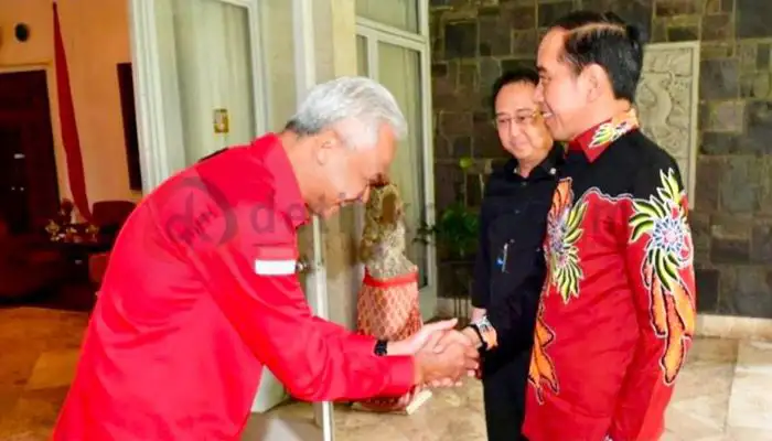 Presiden Jokowi Kenakan Batik Canteng Koneng Saat Megawati Umumkan Ganjar Capres PDIP