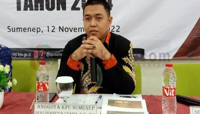 Divisi Teknis Penyelenggaraan, Komisioner Komisi Pemilihan Umum (KPU) Kabupaten Sumenep, Deki Prasetia Utama.