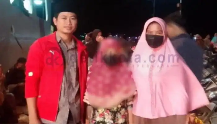 Korban pencabulan (PH) didampingi ibu dan pamannya di Pelabuhan Masalembu, berangkat menuju Sumenep untuk mengadiri sidang di PN setempat.