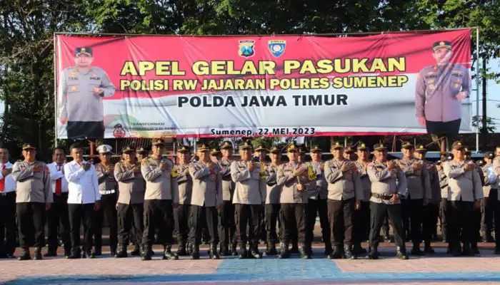 Apel Gelar Pasukan Polisi RW di Mapolres Sumenep.
