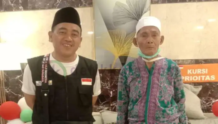 Jemaah haji yang bingung di Mekkah, Bunidin dijemput petugas haji dari Kantor Kemenag Sumenep.