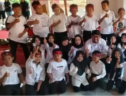 Bupati Sumenep Mengapresiasi Penampilan Musik Klenengan Siswa SDN I Pandian di Pendopo Agung