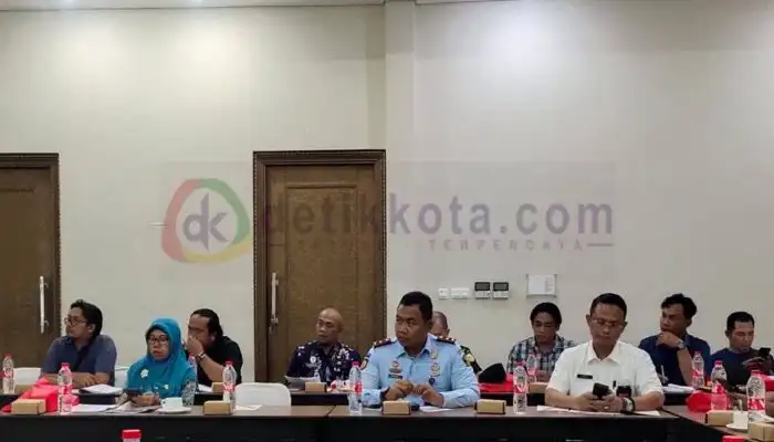Kepala Rutan Kelas IIB Sumenep, Ridwan Susilo menghadiri rapat koordinasi PORA di salah satu hotel di Sumenep