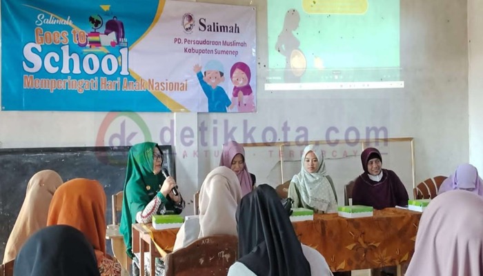 Kegiatan sosialisasi tentang stunting dan skrining kesehatan Salimah Goes to School di RA Nurud Dhalam, Ganding.
