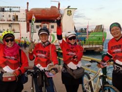 Bikers Asal Luar Kota Kepincut Keindahan Pulau Oksigen Gili Iyang