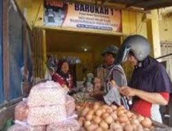 Ibu Rumah Tangga Keluhkan Mahalnya Harga Telur