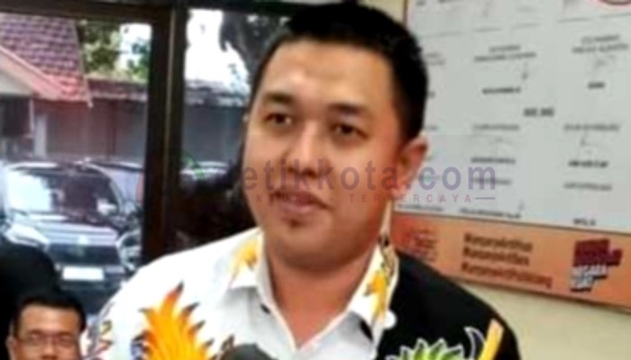 Komisioner KPU Sumenep, Divisi Teknis dan Penyelenggaraan, Deki Prasetya Utama.
