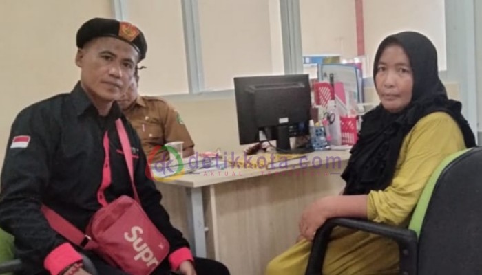 Aktivis DPC LSM BIDIK Arjasa mendampingi ibu korban, Masuamna ke RSUD Abuya, Kangean, Kab. Sumenep.