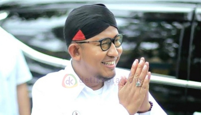Bupati Sumenep, H. Achmad Fauzi Wongsojudo.