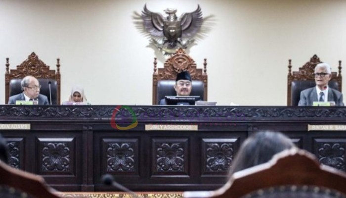 Pembacaan Putusan dalam siang etik oleh Mahkamah Kehormatan Mahkamah Konstitusi.