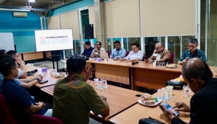 Pelaksanaan FGD tentang Potensi dan Tantangan Pengembangan Pariwisata di Kabupaten Sumenep.