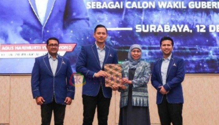 Ketua Umum Partai Demokrat, Agus Harimurti Yudoyono (AHY) menyerahkan rekomendasi kepada Khofifah Indar Parawansa dan Emil Dardak untuk Cagub-Cawagub Jatim.