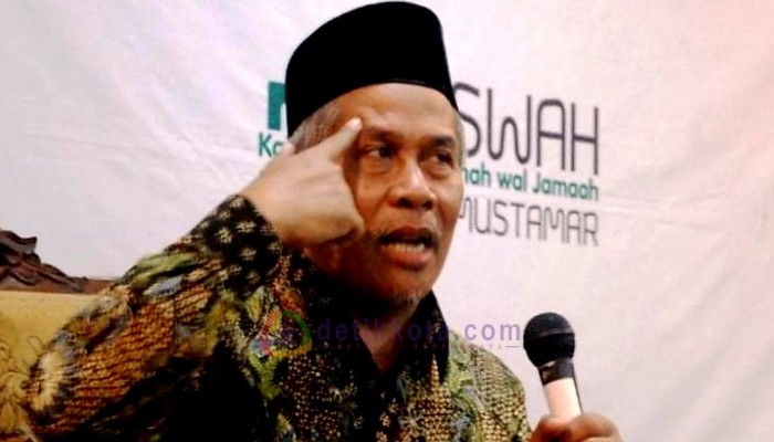 Mantan Ketua PWNU Jawa Timur, KH. Marzuki Mustamar.