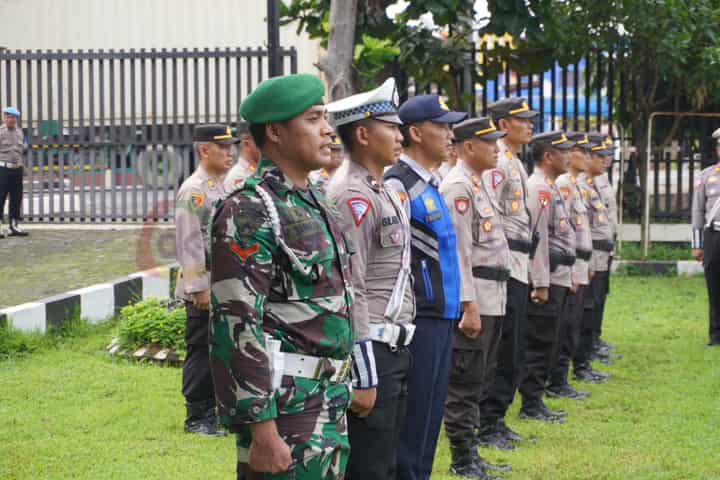 Apel Gelar Pasukan dalam rangka Operasi Keselamatan Lalu Lintas Candi Tahun 2024