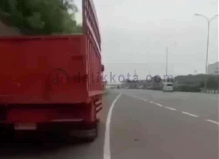Truk yang di Kemudikan Korban