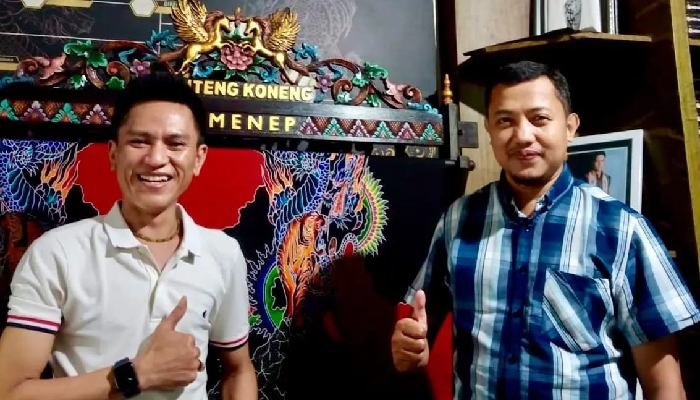Didik Haryanto Owner Batik Tulis Canteng Koneng (kiri) bersama Ketua KONUS-KOMPAS NUSANTARA (kanan)