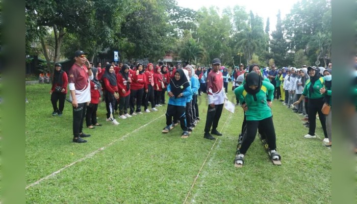 Pelaksanaan lomba HUT Kemerdekaan Republik Indonesia di lingkungan Pemerintah Kabupaten (Pemkab) Bangkalan, Kamis (01/08/2024).