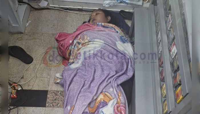 Rohana (25) Warga Desa Aras Kabu, Kecamatan Beringin, Deli Serdang yang ditemukan meninggal dalam posisi tertidur di dalam sebuah toko di Stand Kualanamu.