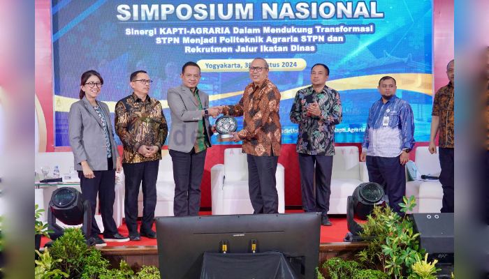 Sekjen Kementerian ATR/BPN, Suyus Windayana saat Simposium Nasional KAPTI-Agraria