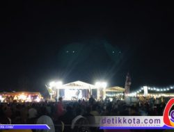 Ribuan Warga, Kiai dan Tokoh Masyarakat Hadiri FAHAM Bersholawat di Pasongsongan