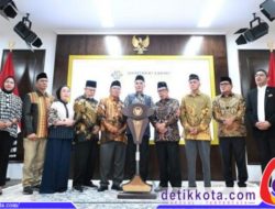 Panja Haji Bertemu Presiden Prabowo, Sampaikan Biaya Haji Turun dan Pengawasan Diperketat