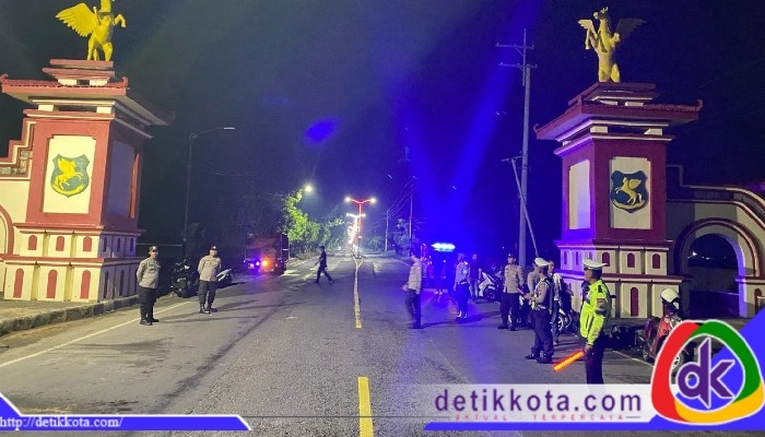 Polres Sumenep saat menggelar patroli sahur guna mengantisipasi aksi balap liar serta gangguan keamanan dan ketertiban masyarakat (kamtibmas).