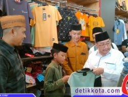 Puluhan Anak Yatim Belanja Baju Lebaran bersama KJS dan Wabup Sumenep