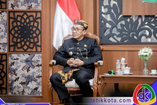 Bupati Pamekasan, Drs. K.H. Kholilurrahman, S.H., M.Si.