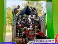 Ratusan Koper Tiga Kloter CJH Sumenep Diberangkatkan ke Asrama Haji Surabaya