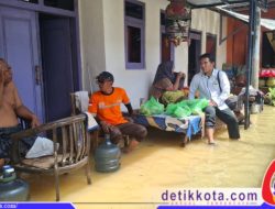 Baznas Salurkan Bantuan kepada Ratusan Warga Terdampak Banjir di Sumenep