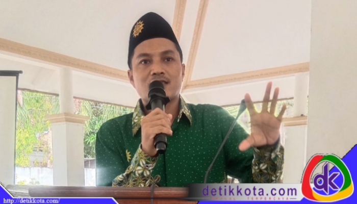 Ketua PDM Pamekasan, Aziz Azhari.
