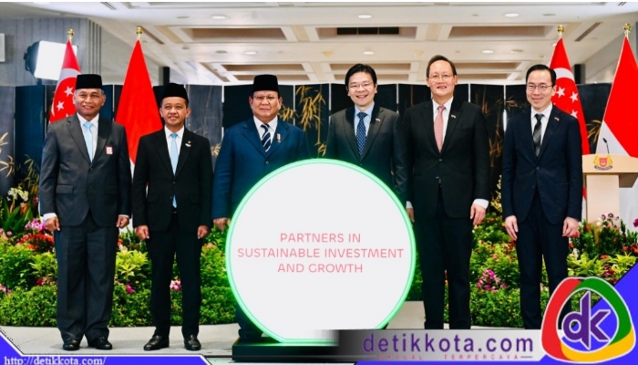 Presiden Republik Indonesia Prabowo Subianto dan Perdana Menteri Singapura Lawrence Wong menghadiri Renewable Energy Interconnectors Milestone Ceremony di Parliament House, Singapura, pada Senin, 16 Juni 2025. (Foto: BPMI Setpres/Laily Rachev)