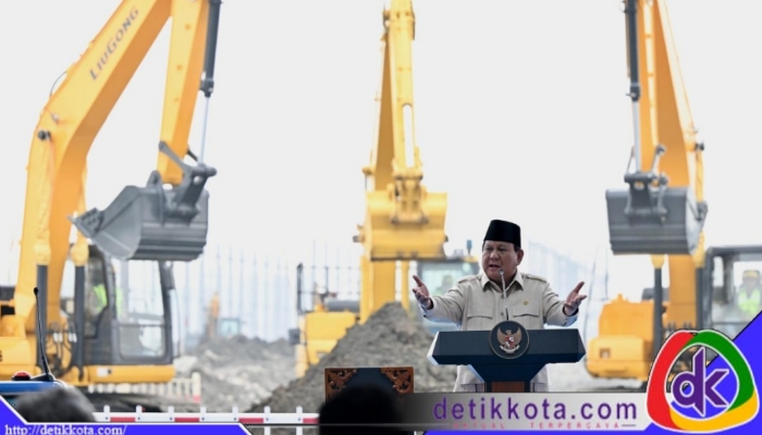 Salah satu kunci menuju swasembada energi, menurut Presiden terletak pada pengembangan teknologi energi surya yang memerlukan dukungan dari industri baterai nasional.