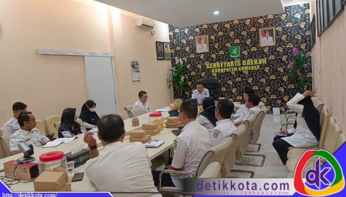 Forum tersebut dipimpin oleh Sekretaris Daerah Sumenep, Edy Rasiyadi, yang menekankan pentingnya percepatan layanan dokumen kependudukan agar masyarakat tidak perlu lagi datang ke pusat kota untuk mengurus dokumen.