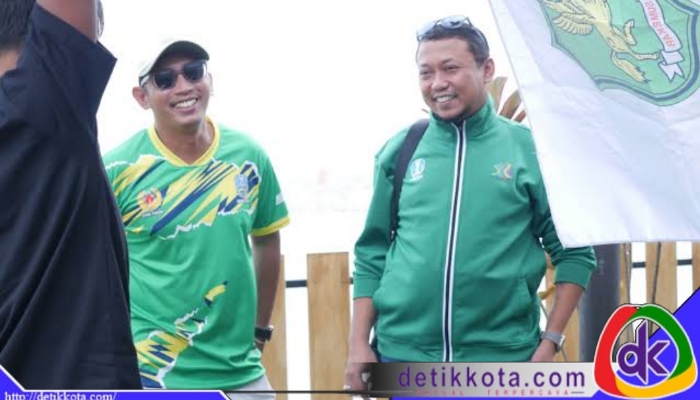 Ketua Harian KONI Kabupaten Sumenep, Abdul Kadir Al-Mahdaly (Kanan).