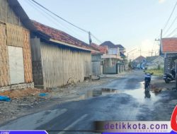 Warga Keluhkan Luapan Air Garam ke Jalan Raya, PT. Garam Janjikan Penanganan