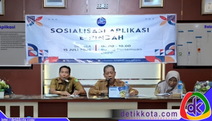 Launching aplikasi E-Pindah di Ruang Pertemuan Sahabat Tani, Sumenep, 15 Juli 2025.