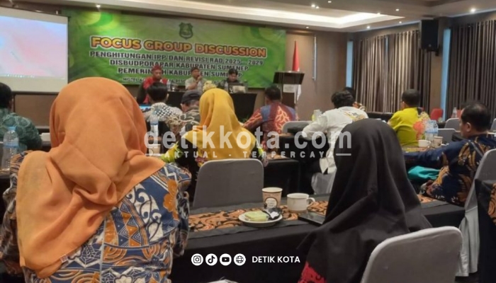 Melalui Dinas Kebudayaan, Kepemudaan, Olahraga, dan Pariwisata (Disbudporapar), Pemkab Sumenep menggelar Focus Group Discussion (FGD) terkait penyusunan Rencana Aksi Daerah (RAD) serta penghitungan dua indikator pembangunan, yakni Indeks Pemberdayaan Perempuan (IPP) dan Indeks Pembangunan Kepemudaan (IPK) untuk periode 2025–2029.